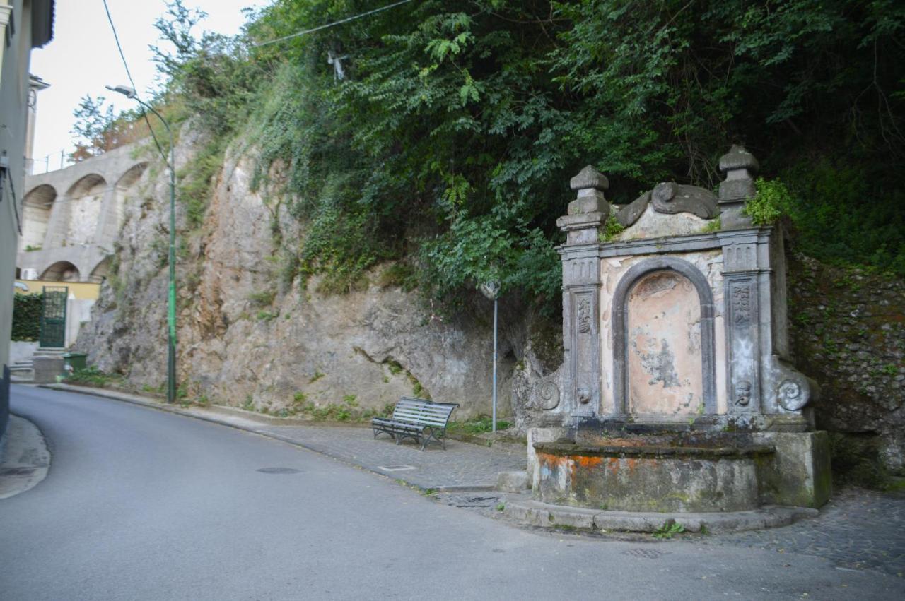 La Fontana De Li Papi Panzió Cava deʼ Tirreni Kültér fotó